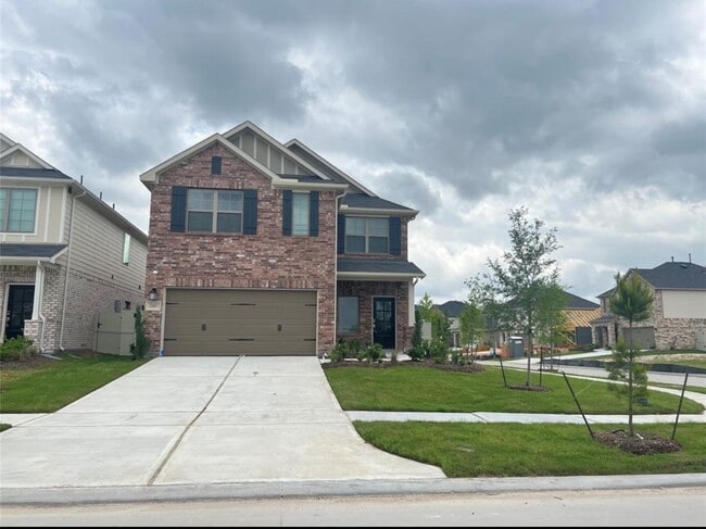 Foto del edificio - 17697 Tree of Heaven