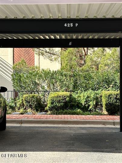 Foto del edificio - 425 Irondale Dr