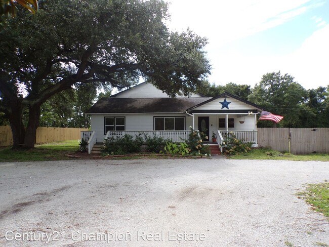 Building Photo - 3 br, 2.5 bath House - 146 Sneads Ferry Road