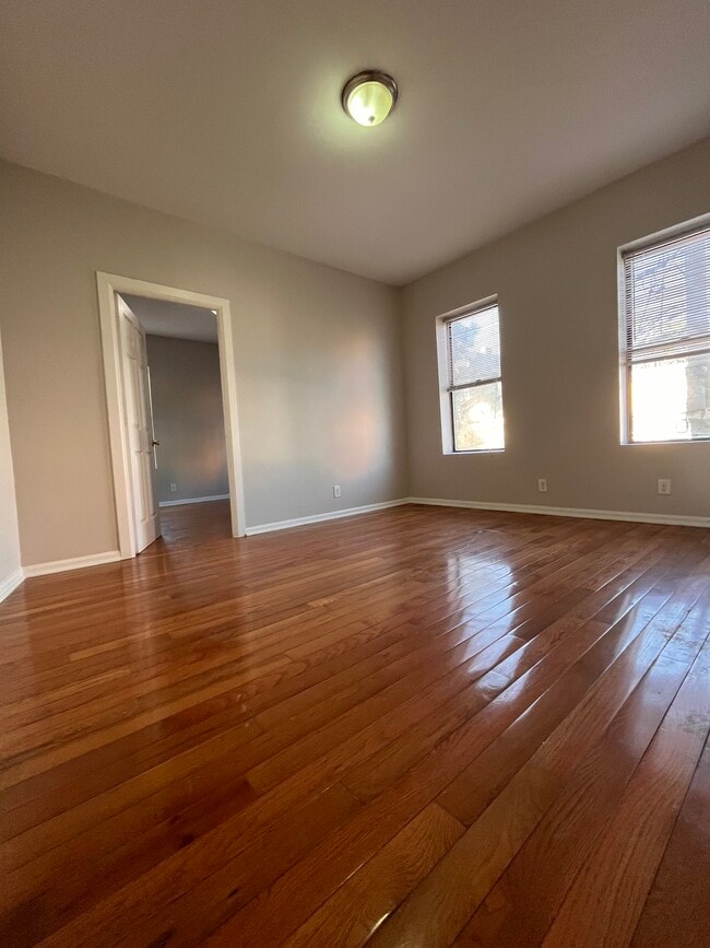 Unit 24 - 63 Stuyvesant Ave