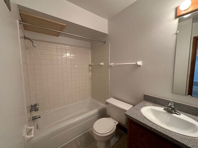 Foto del edificio - 2869 S 6th St