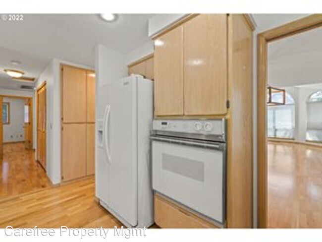Foto del edificio - 3 br, 2 bath House - 8265 SW Ashford Street