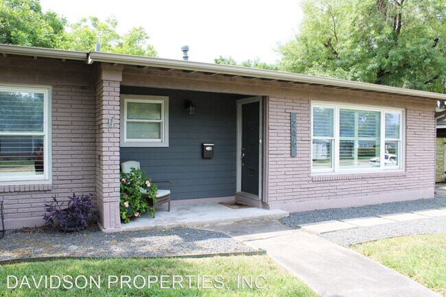 Building Photo - 3 br, 2 bath House - 246 Ridgehaven Pl