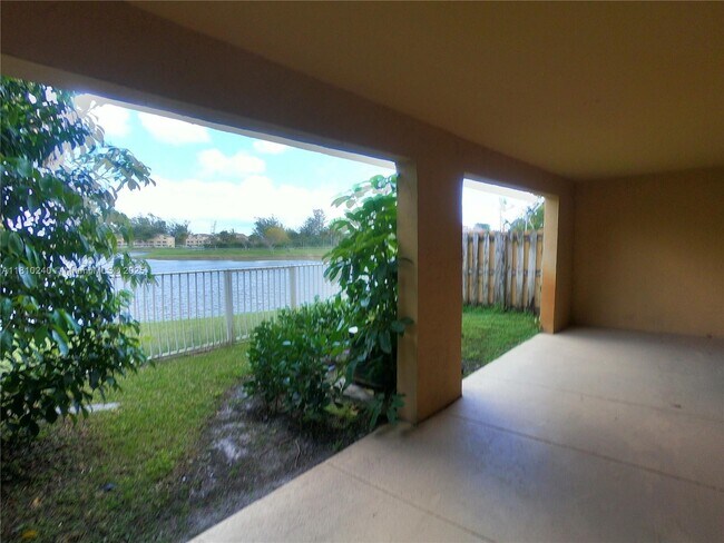 Building Photo - 5200 NW 31st Ave