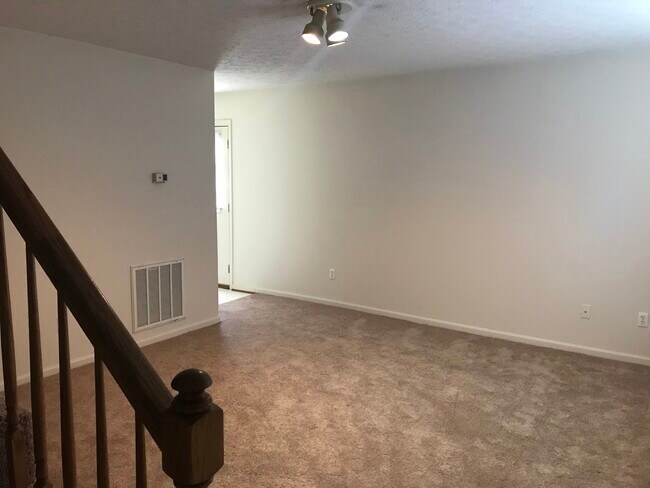 Building Photo - 540 Monticello Ave