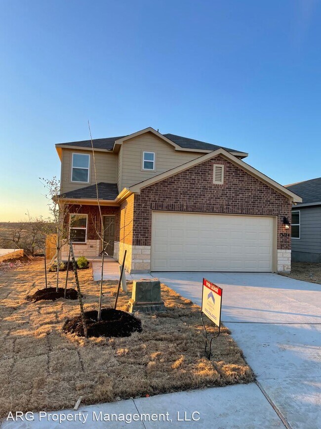 Building Photo - 4 br, 2.5 bath House - 13124 Candace Way