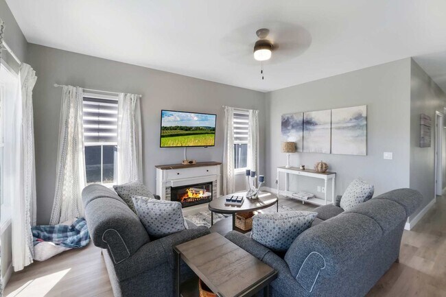 Foto del edificio - 6 Lilac Ln