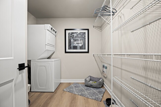 Foto del edificio - The Town Center Villas