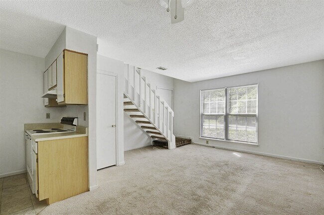 Building Photo - 2494 Etiwan Avenue Apt #K1, Charleston, SC...