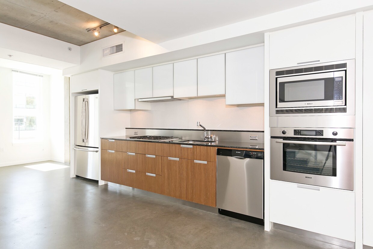 501 Roy St, Seattle, WA 98109 Condo for Rent in Seattle, WA