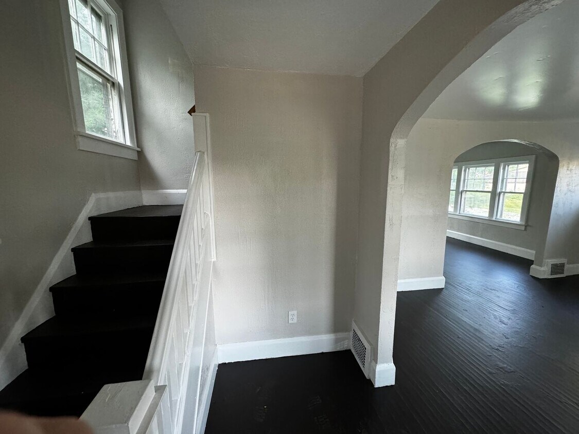 Primary Photo - Charming 3-Bedroom, 1-Bath Home in Canton!