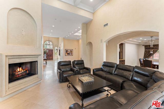 Foto principal - 5218 Otis Ave