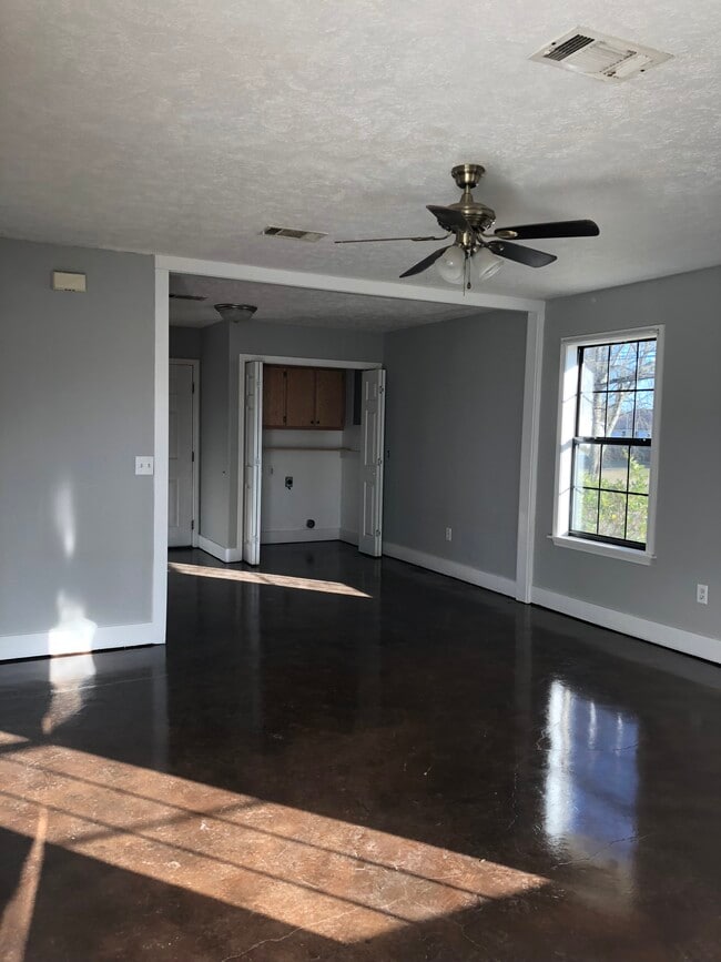 Building Photo - 3542 Abby Ln