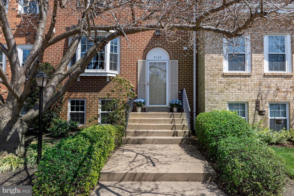 Primary Photo - 3122 Valentino Ct
