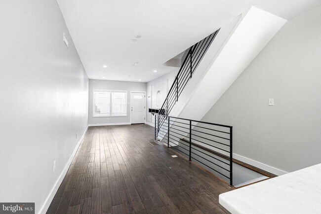 Foto del edificio - 2122 Sears St