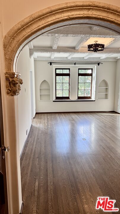 Foto del edificio - 1302 N Sweetzer Ave