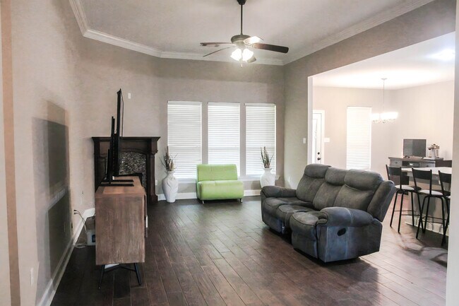 Building Photo - 28572 Gray Eagle Dr