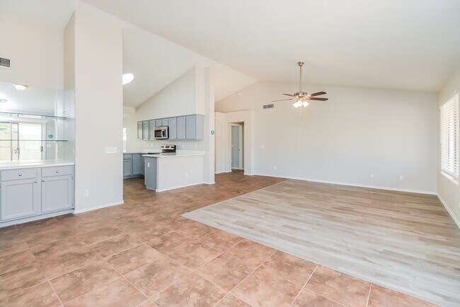 Foto del edificio - 4119 E San Pedro Ave