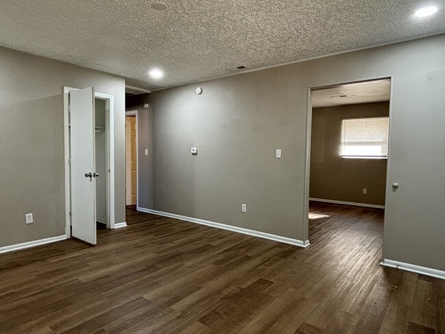 Foto del edificio - 2943 Hillside Ave