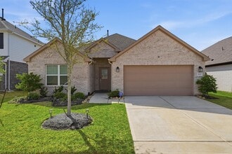 Building Photo - 8611 Pier Cove Dr
