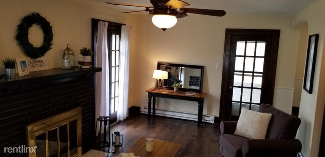 Building Photo - 2 br, 1 bath House - 615 W State Blvd