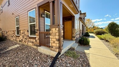 Building Photo - 6250 UPHAM Heights