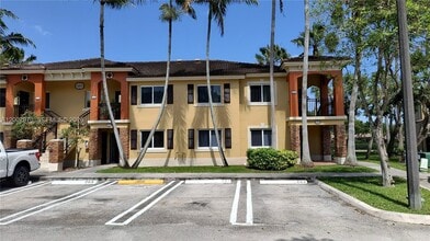 Building Photo - 985 NE 34th Ave