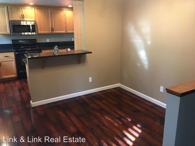 Foto del edificio - 3 br, 2 bath House - 178 Kingswood Ave