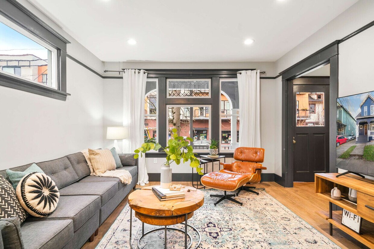 Foto principal - 3820 SE Belmont St