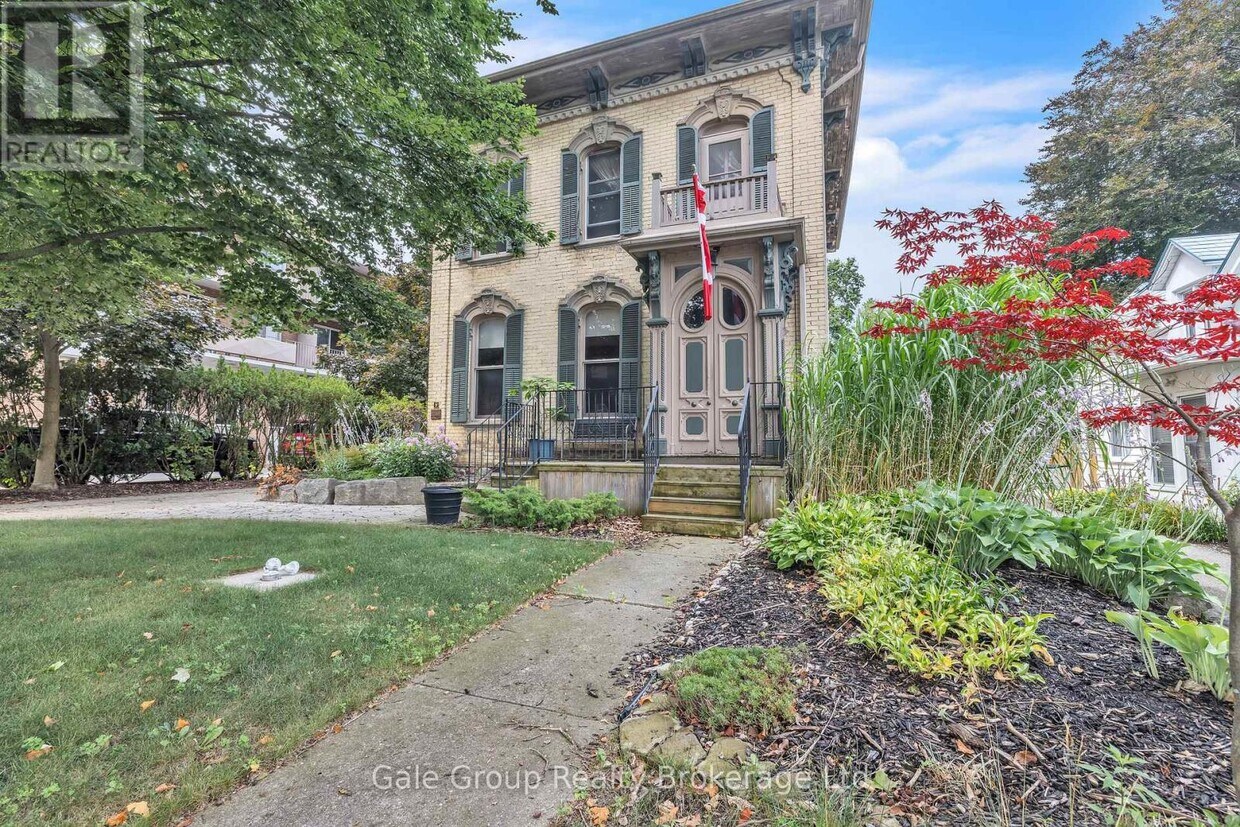 Primary Photo - 77 Light St