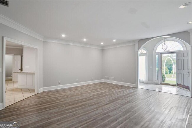 Foto del edificio - 6310 Chestnut Pkwy