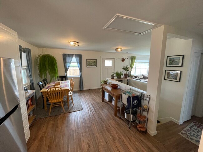 Foto del edificio - 1240 Cannon St