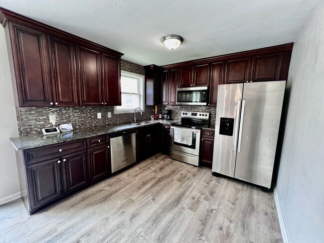 Foto del edificio - Charming 4 Bedroom home in Norfolk