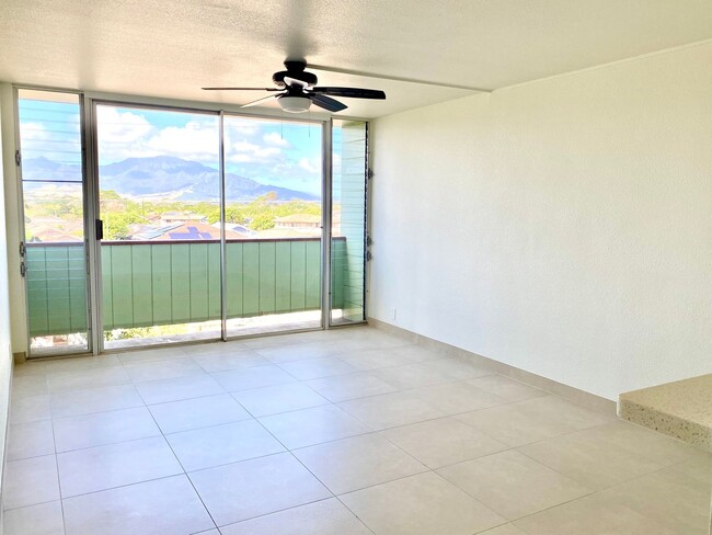 Building Photo - Lalawai Hale - 3bdrm/1bath/1assigned parki...