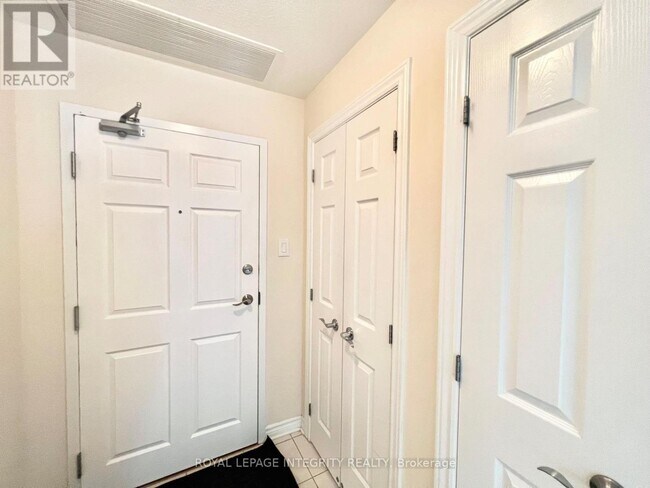 Photo du bâtiment - 160 Guelph Private