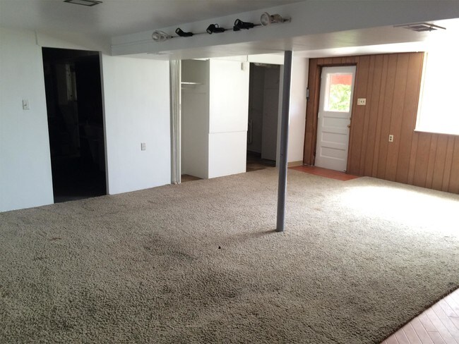 Foto del edificio - 2278 Parklyn St