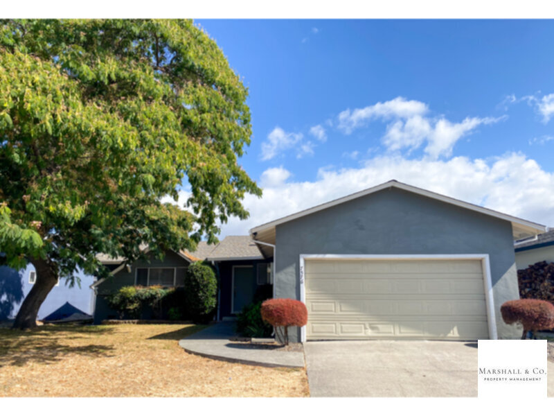 Foto principal - Rohnert Park! Charming 3-Bedroom, 2-Bath H...