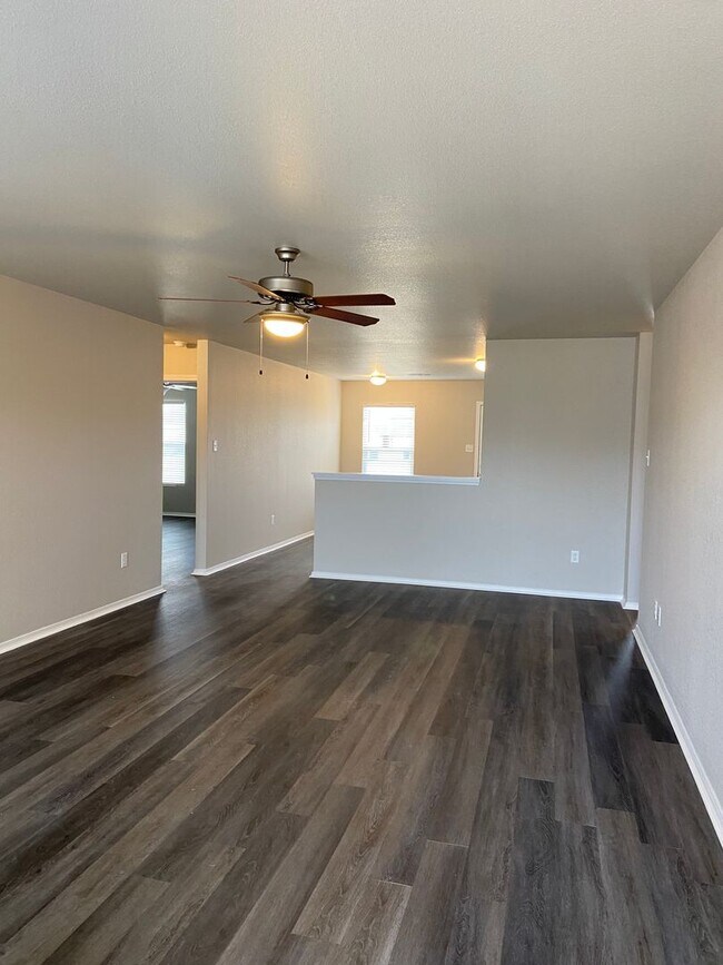 Building Photo - *MOVE-IN SPECIAL!* Four Bedroom | Two Bath...