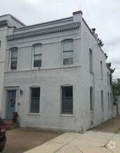 Building Photo - 338 N Columbus St