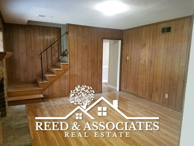Building Photo - Corner Lot with Fenced Backyard!