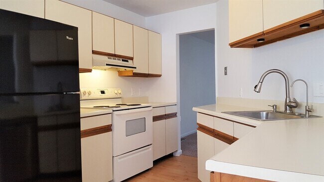 Foto del edificio - 214 Britain Ct