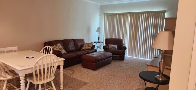 Foto del edificio - 508 Summerset Ct