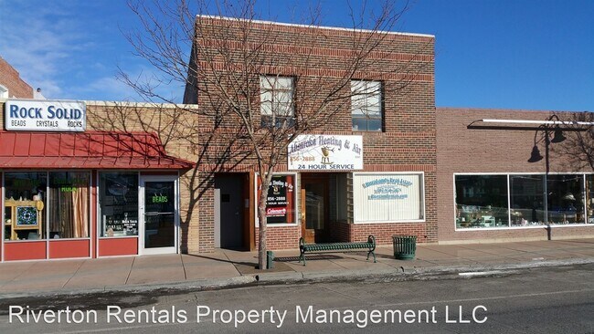 Building Photo - 520 N 1st St