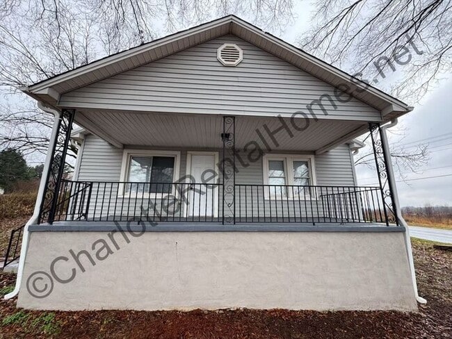 Foto del edificio - 2071 Startown Rd