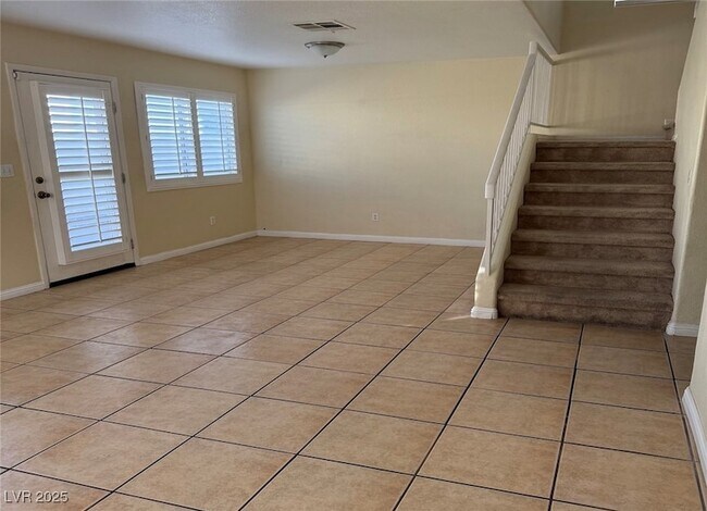 Building Photo - 9300 Cool Creek Ave