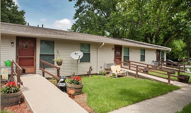 Foto principal - Orleans Garden Apartments