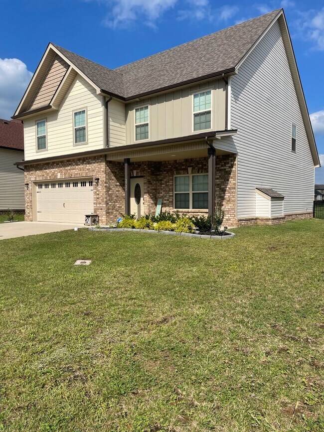 Building Photo - 2725 Rafiki Dr
