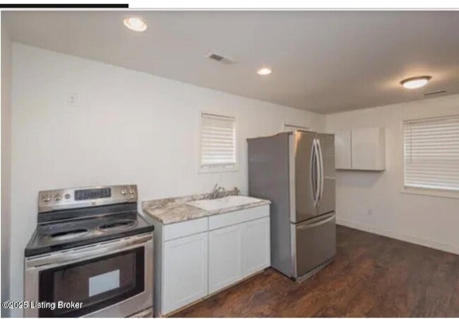 Building Photo - 1156 S 26th St