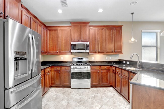 Building Photo - 11224 Roseate Dr