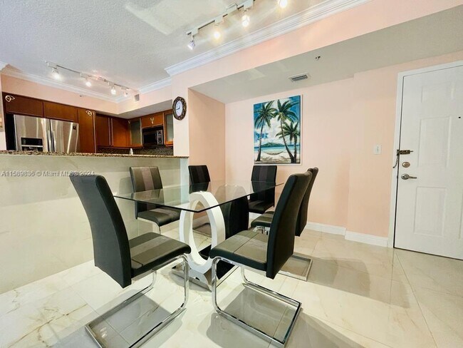 Building Photo - 2080 S Ocean Dr
